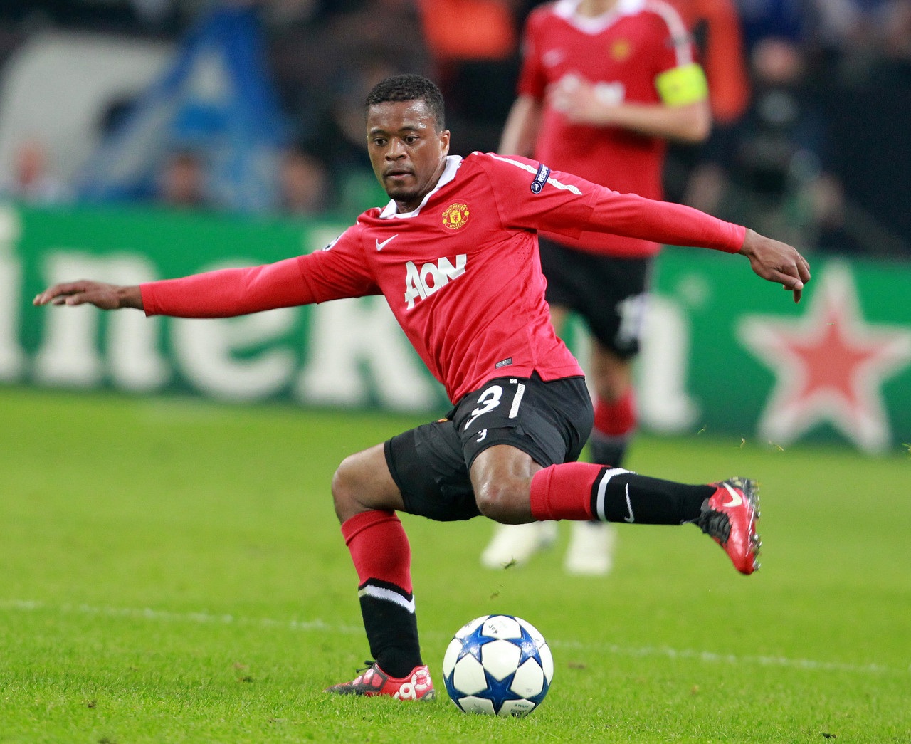 经成为吸引 经成为吸引